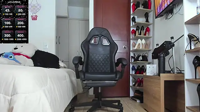 SophieBaker   online show from 02.27.26