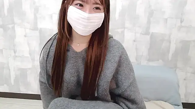 LOVE MOMO LOVE online show from 11.07.25