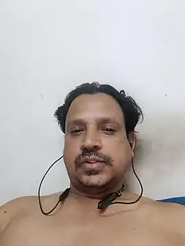 Snapshot of Raj1043 chatting on 01.13.25 Raj1043 online show from 01.13.25