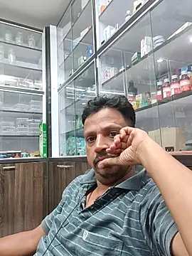 Snapshot of Raj1043 chatting on 04.23.26 Raj1043 online show from 04.23.26