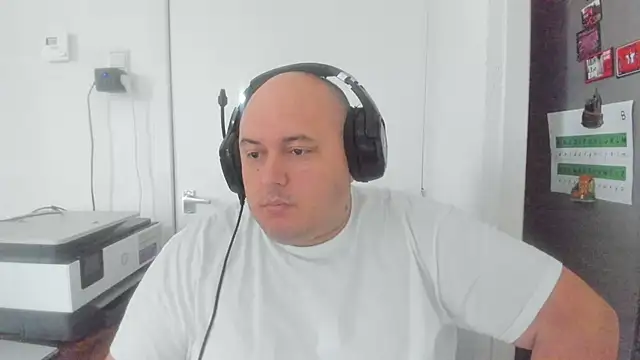 BigromeoXX online show from 12.14.24