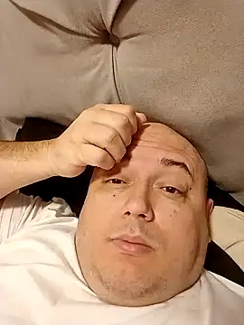 BigromeoXX online show from 01.01.25