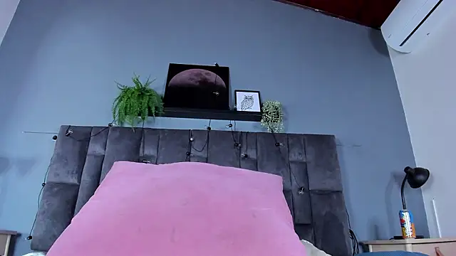 DulceAurora   online show from 03.06.26