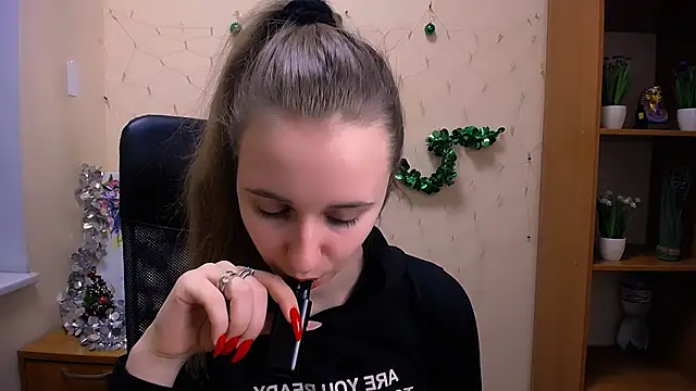  Nicole new online show from 12.17.24