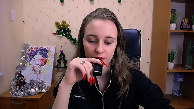  Nicole new online show from 12.22.24