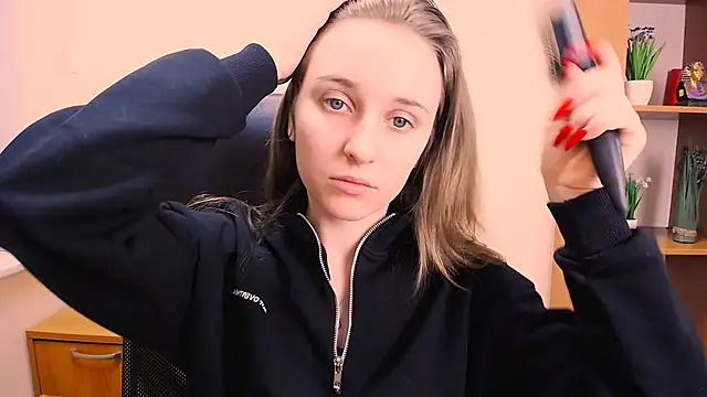  Nicole new online show from 01.18.25