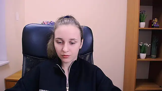  Nicole new online show from 01.24.25