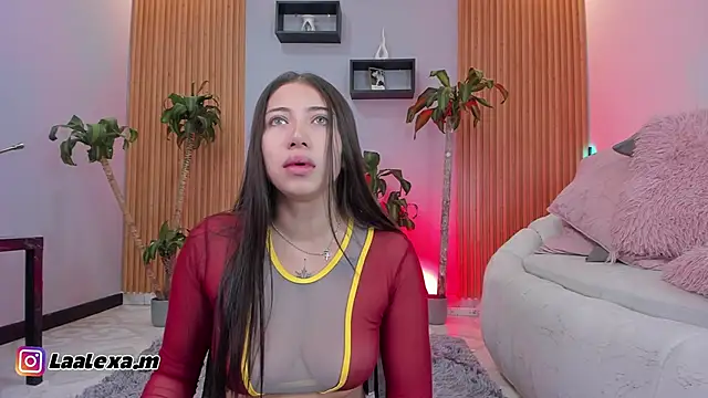 Snapshot of Aixaa_charles chatting on 11.20.25 Aixaa charles online show from 11.20.25