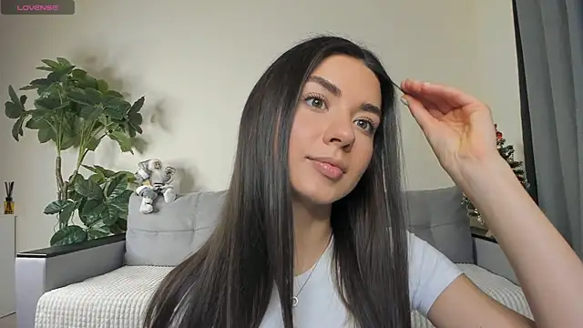 NicoleLuv online show from 01.06.25