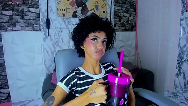 Queen Cuarxxo online show from 05.27.26