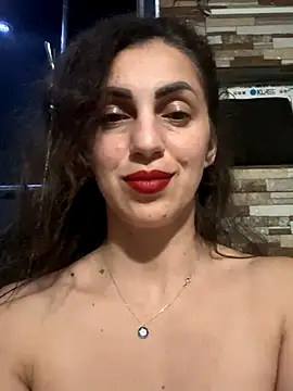 EmaSkyes online show from 10.31.25