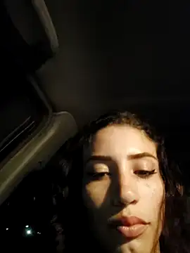 Snapshot of aurelialux chatting on 01.19.25 aurelialux online show from 01.19.25
