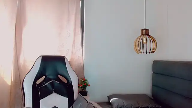 Oriana braom online show from 02.04.25