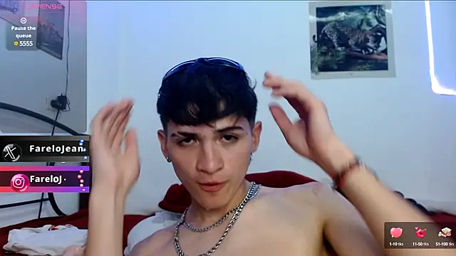 Snapshot of jeanfarelo chatting on 01.11.25 jeanfarelo online show from 01.11.25