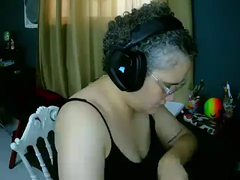 Snapshot of lolalicious_7583 chatting on 02.05.26 lolalicious 7583 online show from 02.05.26