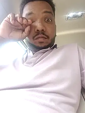 Snapshot of Mmm992170 chatting on 02.05.25 Mmm992170 online show from 02.05.25