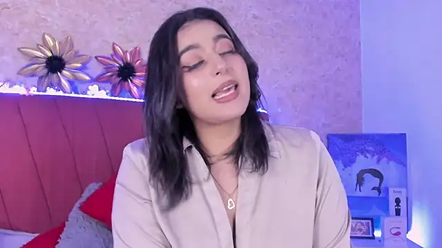 LorenaStevens online show from 01.21.25