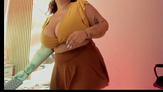 MaraaSweett online show from 11.27.25