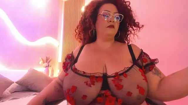 MaraaSweett online show from 12.19.25