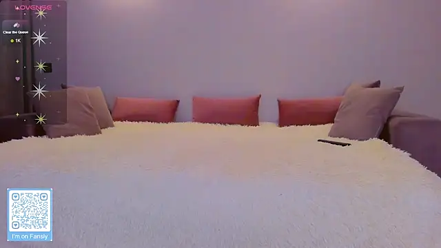 Snapshot of pretty_girlnextdoor chatting on 01.25.25 pretty girlnextdoor online show from 01.25.25