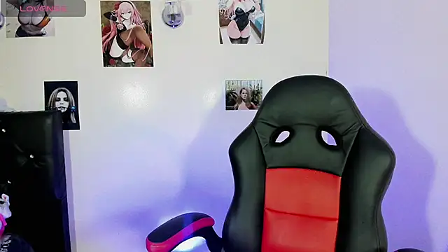 Elissa taylor  online show from 03.15.25