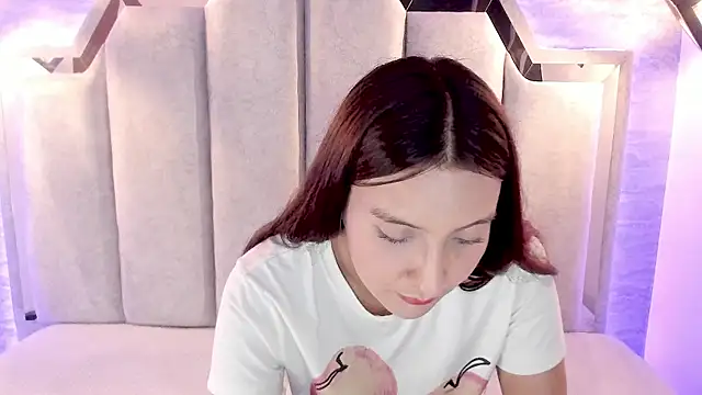  alaia collway  online show from 02.04.25