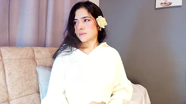 adara johnson   online show from 09.18.25