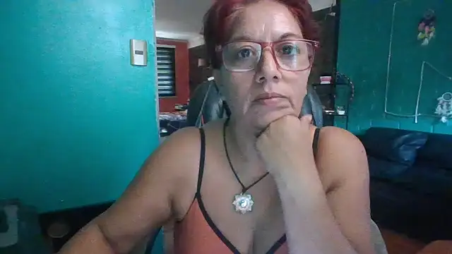 Snapshot of TRISH_MILF chatting on 01.15.25 TRISH MILF online show from 01.15.25