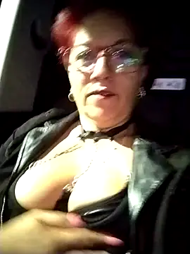 Snapshot of TRISH_MILF chatting on 02.02.25 TRISH MILF online show from 02.02.25