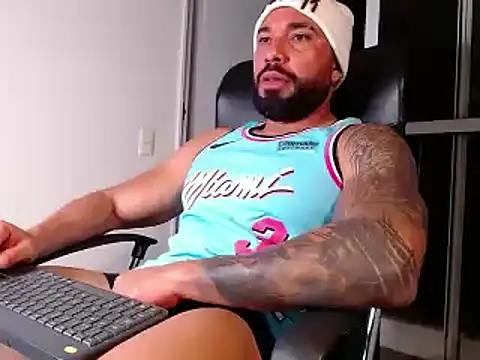 roman muscle online show from 02.18.25