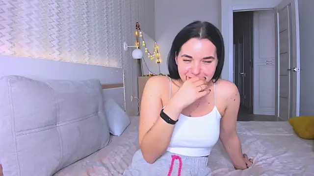 Snapshot of Kate_Ree chatting on 01.14.25 Kate Ree online show from 01.14.25