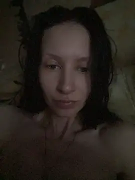 Snapshot of Starry_Siren chatting on 04.25.26 Starry Siren online show from 04.25.26