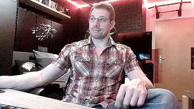 Snapshot of dreamwallker21 chatting on 04.21.26 dreamwallker21 online show from 04.21.26