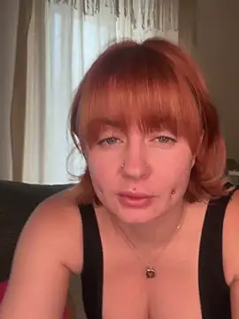 ObviouslyPeachy online show from 10.04.25