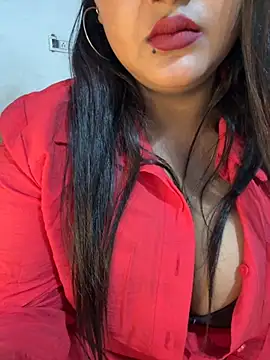 Snapshot of Ayesha_mahi chatting on 10.31.25 Ayesha mahi online show from 10.31.25