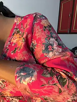 Snapshot of Ayesha_mahi chatting on 11.08.25 Ayesha mahi online show from 11.08.25