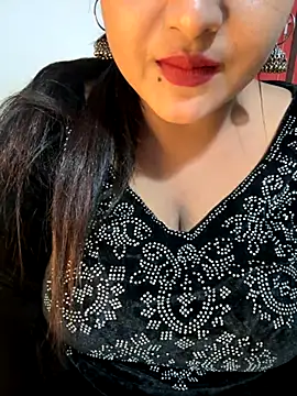 Snapshot of Ayesha_mahi chatting on 11.23.25 Ayesha mahi online show from 11.23.25