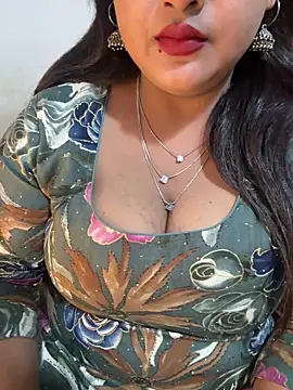 Snapshot of Ayesha_mahi chatting on 12.15.25 Ayesha mahi online show from 12.15.25