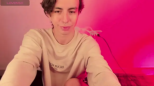 Snapshot of BrahmBelial_ chatting on 10.28.25 BrahmBelial online show from 10.28.25