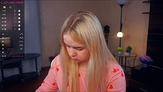 ZaraCreedon online show from 01.30.25