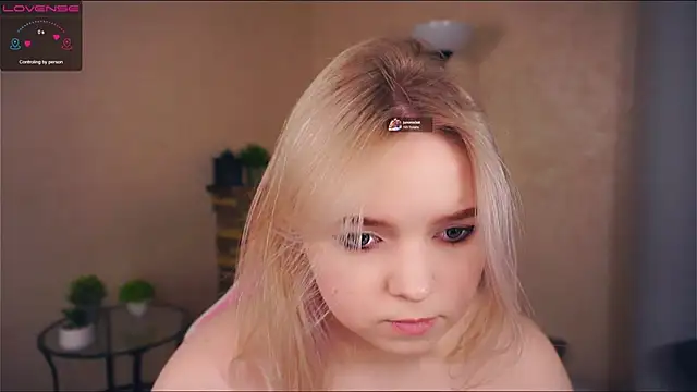 ZaraCreedon online show from 03.16.25