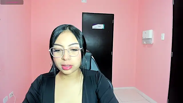 AlanaPetterson online show from 12.10.24