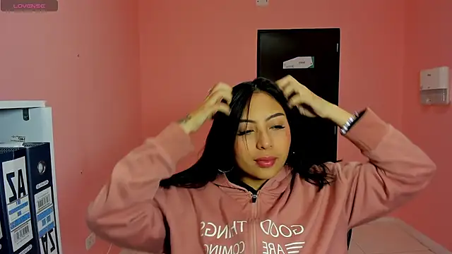 AlanaPetterson online show from 12.13.24