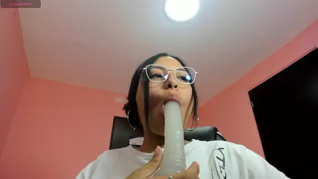 AlanaPetterson online show from 12.19.24