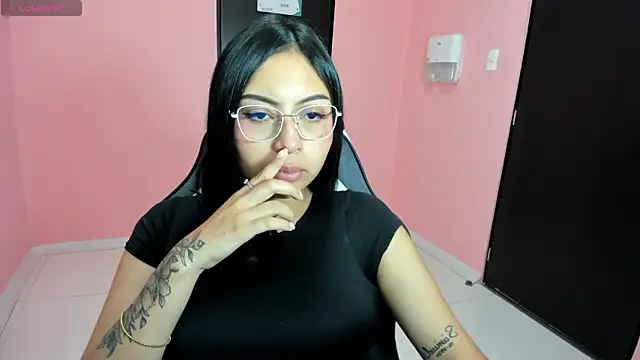 AlanaPetterson online show from 12.20.24