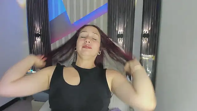 emily layton online show from 02.03.26