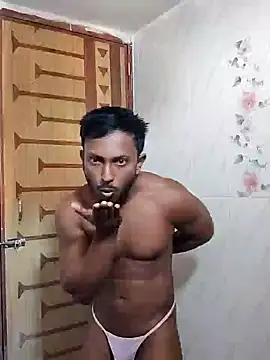 Snapshot of HunkyAriyan chatting on 01.16.25 HunkyAriyan online show from 01.16.25