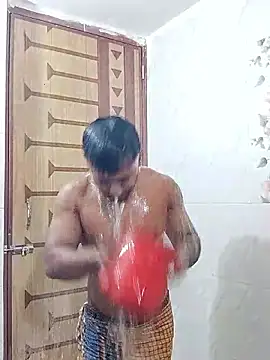 Snapshot of HunkyAriyan chatting on 03.14.25 HunkyAriyan online show from 03.14.25