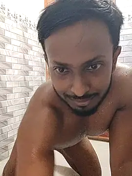 Snapshot of HunkyAriyan chatting on 09.23.25 HunkyAriyan online show from 09.23.25