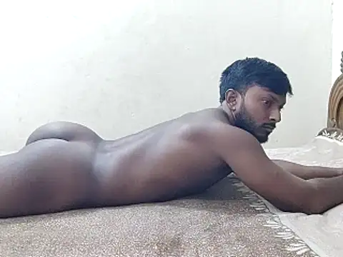 HunkyAriyan online show from 04.05.26